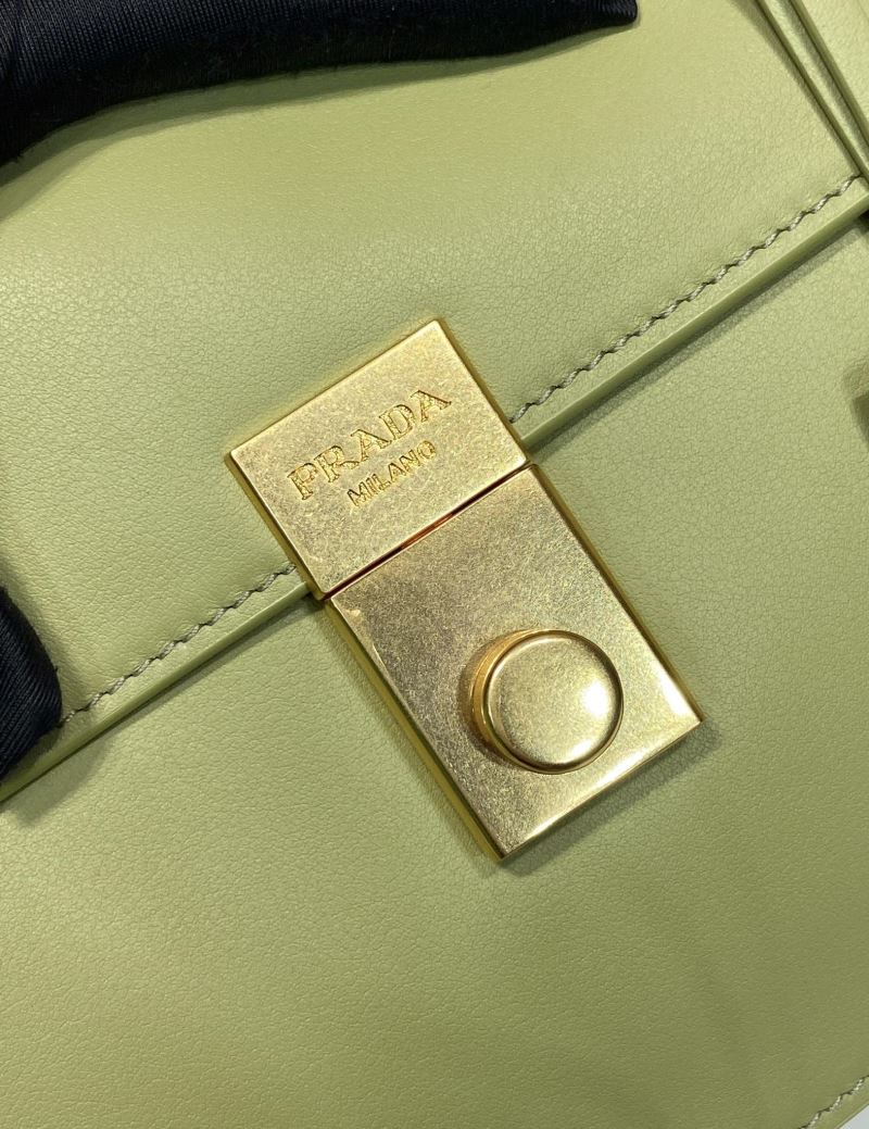 Pra*a top handle bags